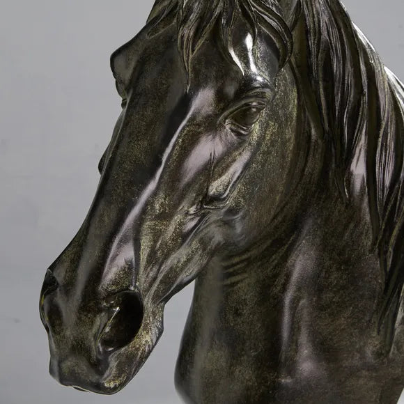 Elegant Horse Head Sculpture